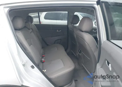 2014 Kia Sportage Lx z USA, uszkodzony, nr VIN KNDPB3ACXE7567270